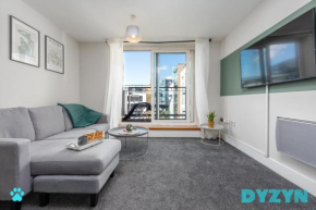 The Courtyard - DYZYN Living - Pet Friendly , Balcony, Secured Parking ,Gym & Pool - B2B Long Stay